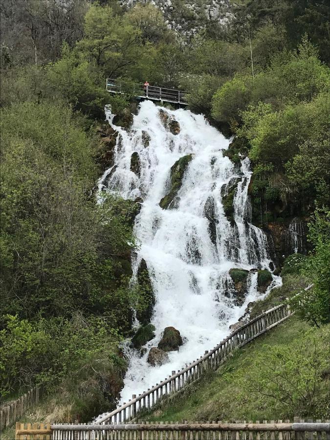 Appartamento Casa Willigio Roncone Esterno foto