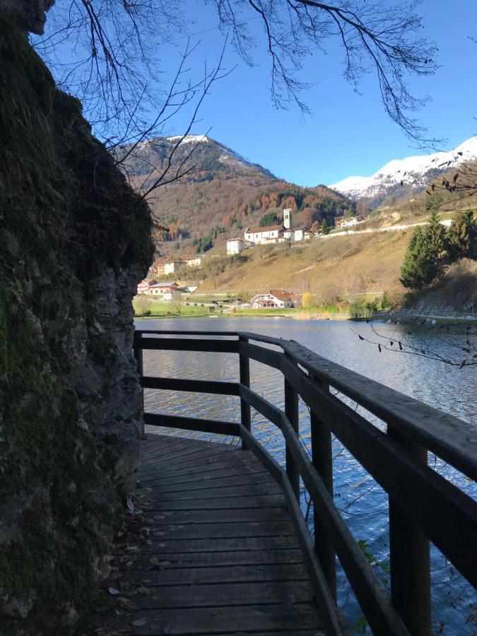 Appartamento Casa Willigio Roncone Esterno foto